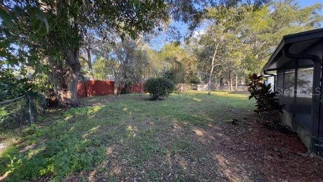 For Sale: $295,000 (3 beds, 2 baths, 1064 Square Feet)