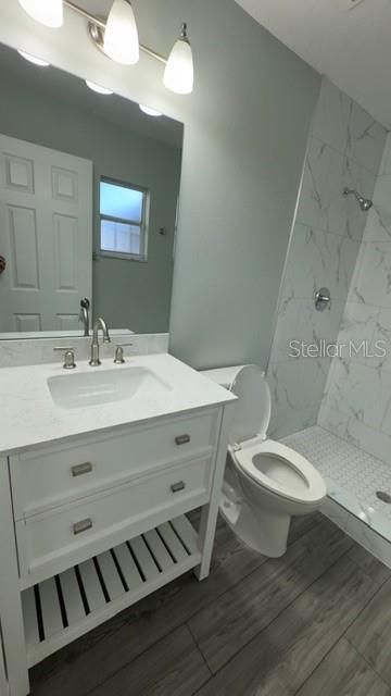 For Sale: $295,000 (3 beds, 2 baths, 1064 Square Feet)