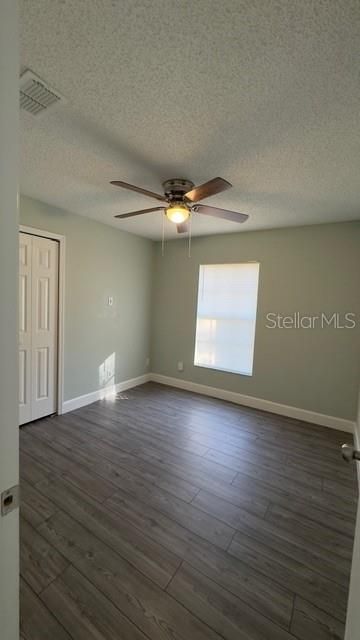 For Sale: $295,000 (3 beds, 2 baths, 1064 Square Feet)