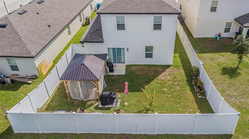 出租: $2,200 (5 贝兹, 3 浴室, 2268 平方英尺)