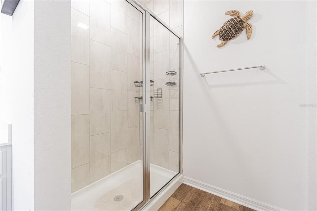 出租: $2,200 (5 贝兹, 3 浴室, 2268 平方英尺)