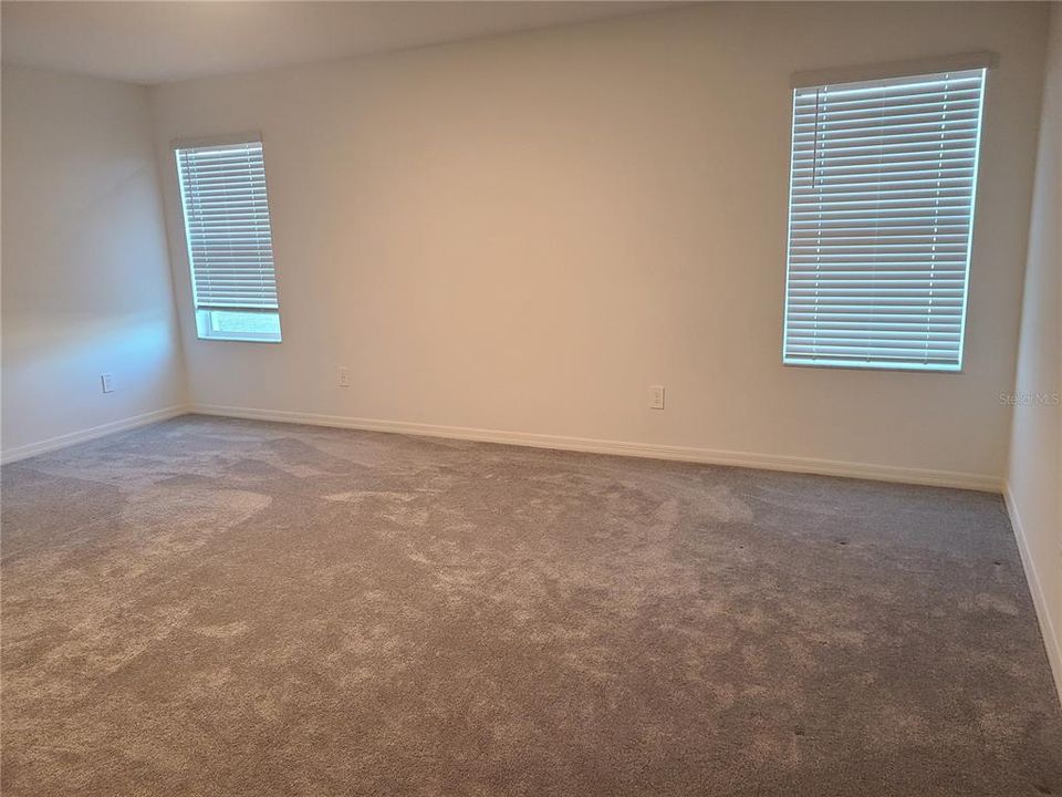 En Renta: $2,800 (5 camas, 2 baños, 2896 Pies cuadrados)