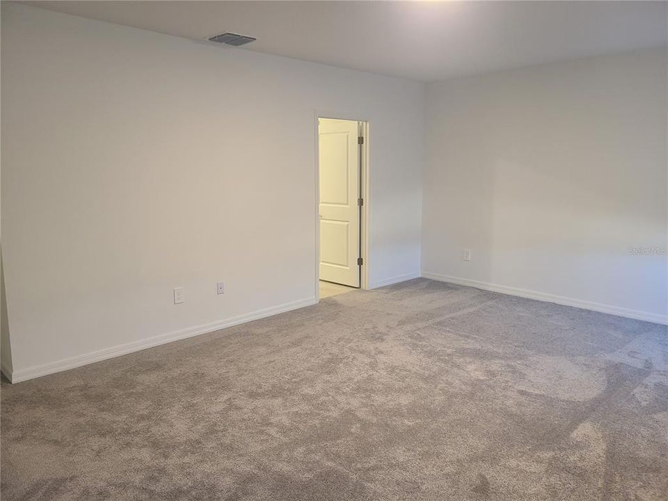 En Renta: $2,800 (5 camas, 2 baños, 2896 Pies cuadrados)