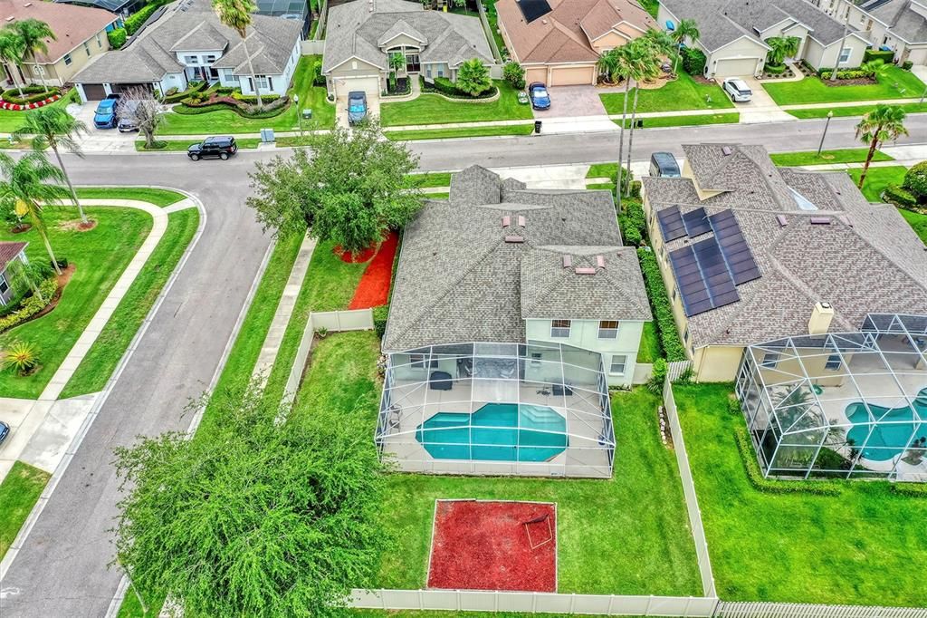 En Venta: $634,900 (5 camas, 3 baños, 2604 Pies cuadrados)