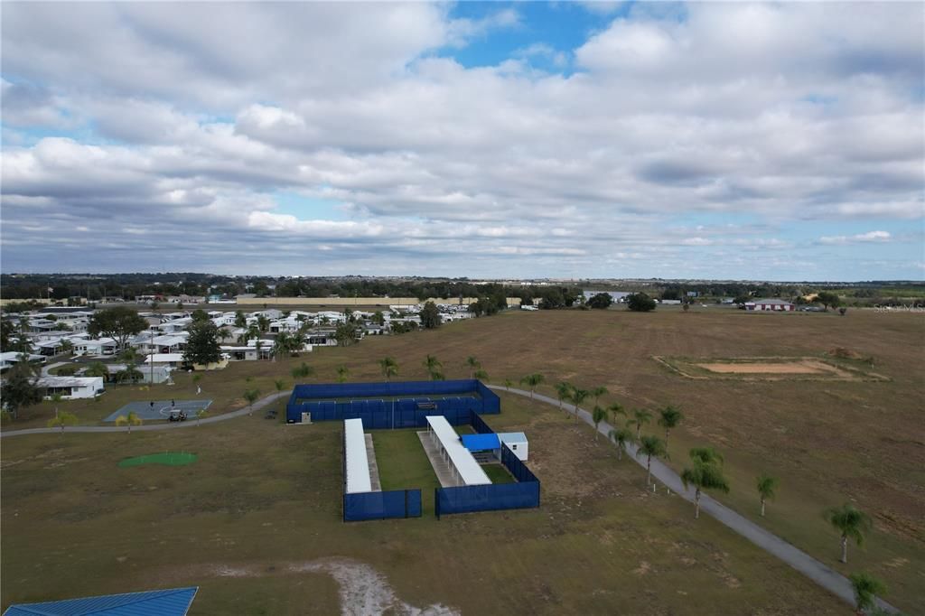 На продажу: $105,000 (2 спален, 2 ванн, 900 Квадратных фут)