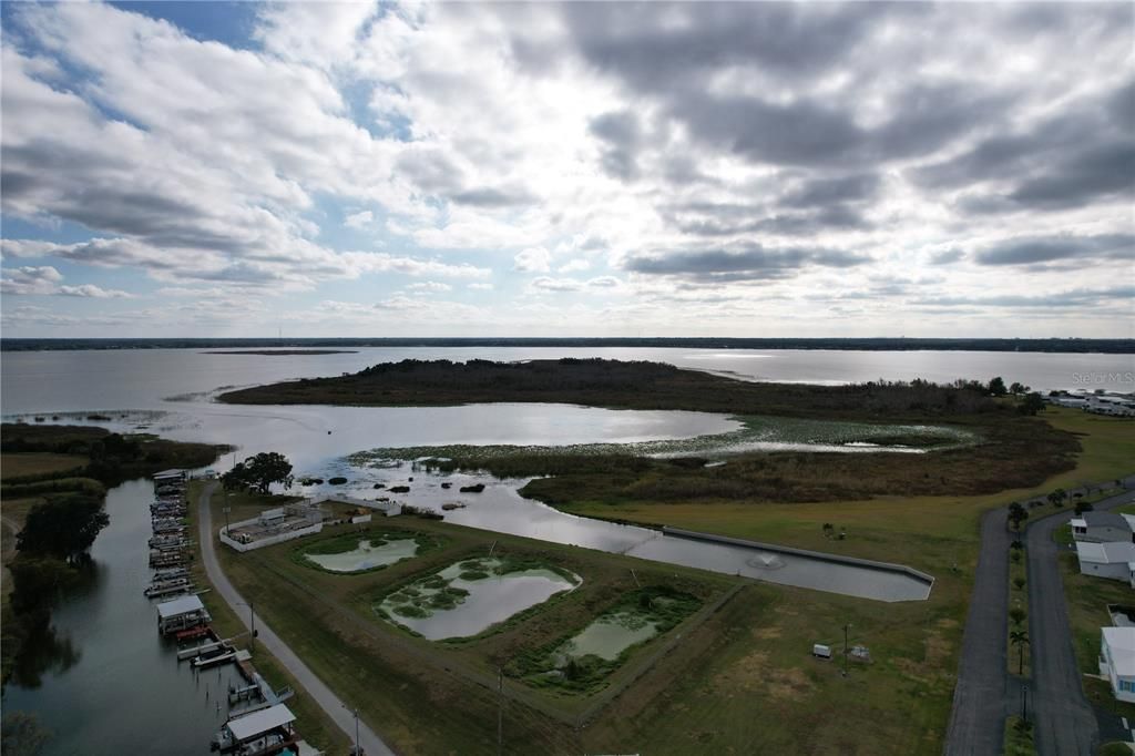 На продажу: $105,000 (2 спален, 2 ванн, 900 Квадратных фут)