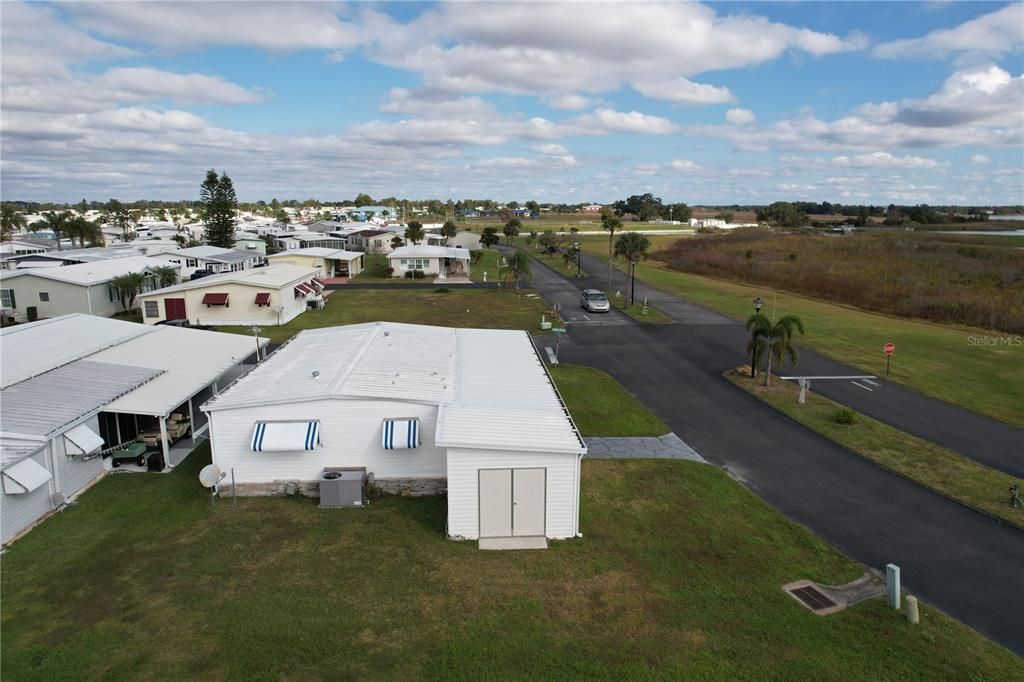 На продажу: $105,000 (2 спален, 2 ванн, 900 Квадратных фут)