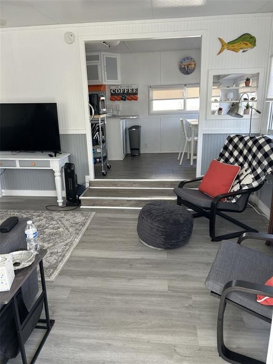 На продажу: $75,000 (2 спален, 1 ванн, 526 Квадратных фут)