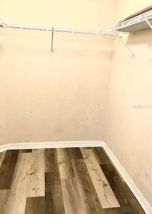 出租: $1,900 (3 贝兹, 2 浴室, 1832 平方英尺)