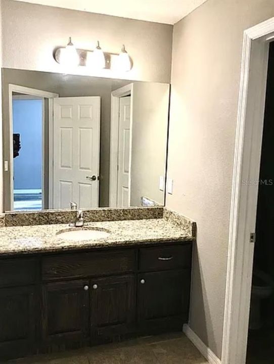 出租: $1,900 (3 贝兹, 2 浴室, 1832 平方英尺)