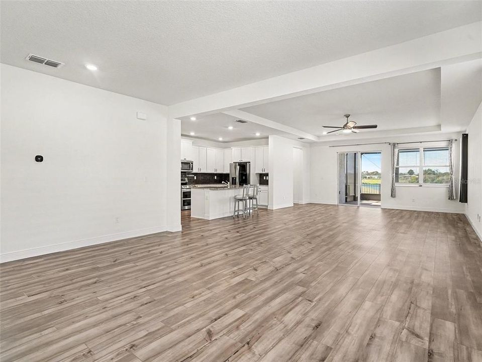 待售: $532,000 (4 贝兹, 3 浴室, 2328 平方英尺)