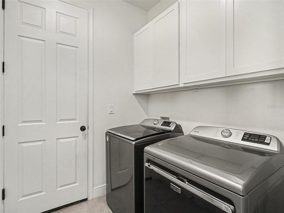 待售: $532,000 (4 贝兹, 3 浴室, 2328 平方英尺)