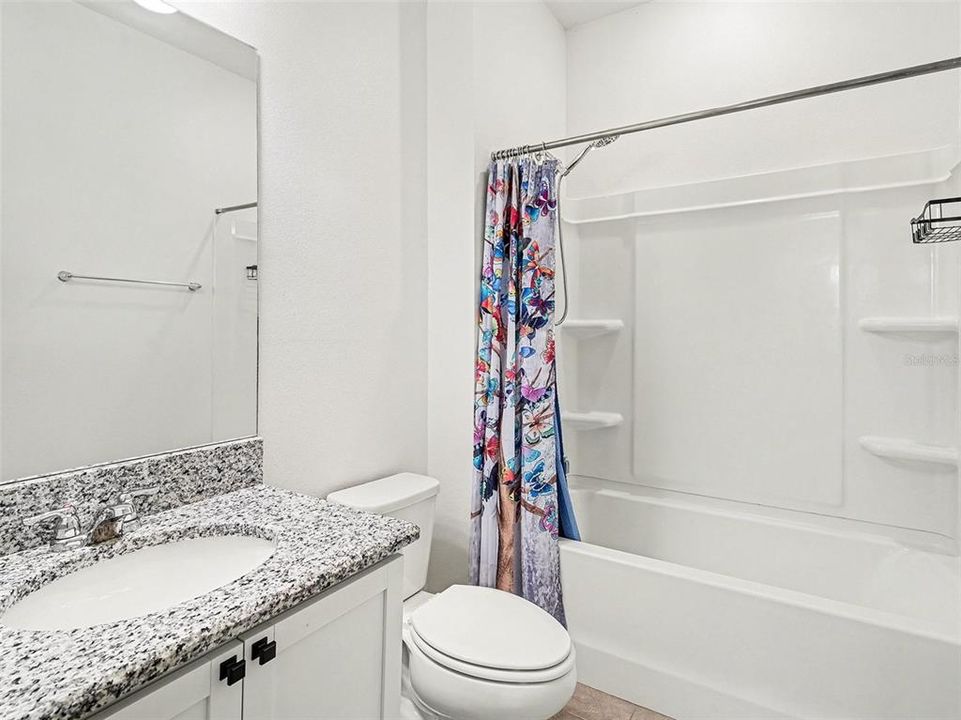 待售: $532,000 (4 贝兹, 3 浴室, 2328 平方英尺)