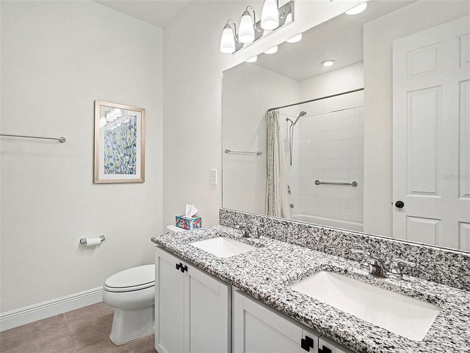 待售: $532,000 (4 贝兹, 3 浴室, 2328 平方英尺)