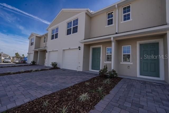 For Rent: $2,190 (3 beds, 2 baths, 1463 Square Feet)