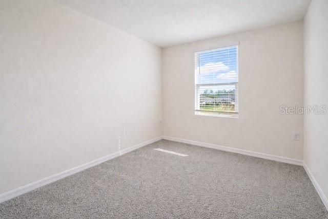 For Rent: $2,190 (3 beds, 2 baths, 1463 Square Feet)