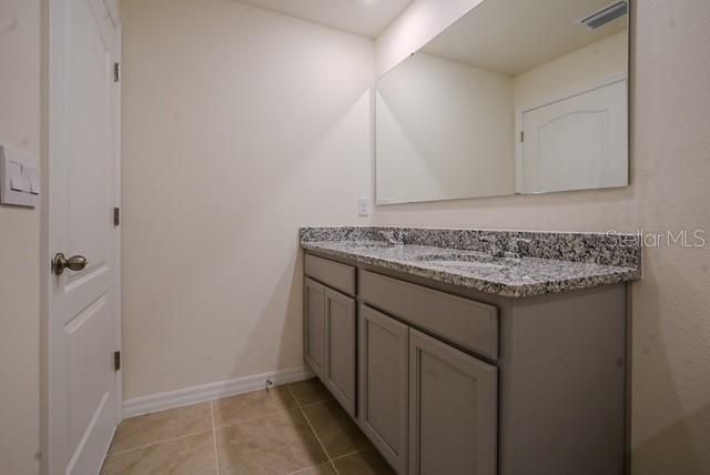 For Rent: $2,190 (3 beds, 2 baths, 1463 Square Feet)