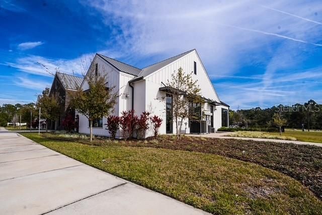 For Rent: $2,190 (3 beds, 2 baths, 1463 Square Feet)