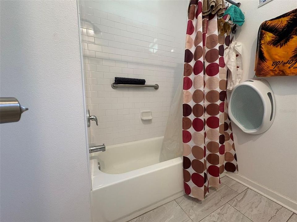 For Sale: $366,999 (3 beds, 2 baths, 1429 Square Feet)