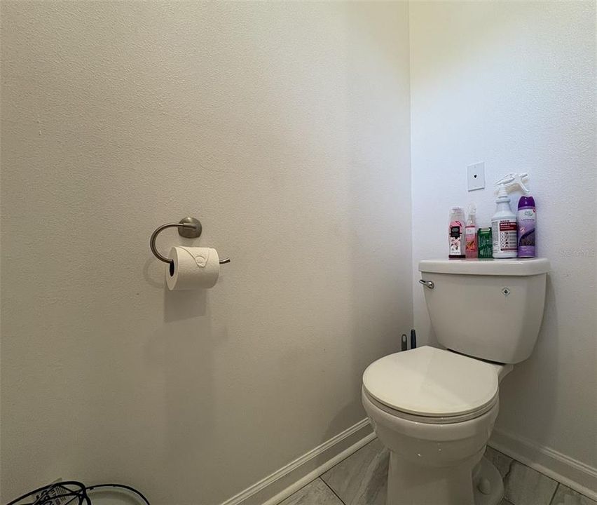 For Sale: $366,999 (3 beds, 2 baths, 1429 Square Feet)