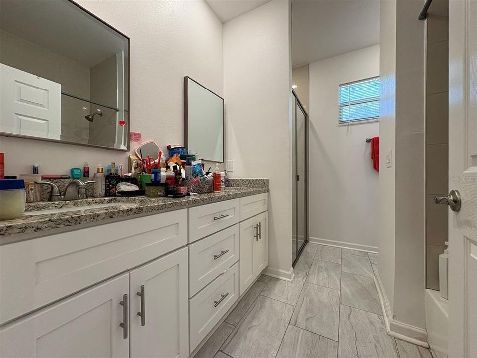 For Sale: $366,999 (3 beds, 2 baths, 1429 Square Feet)