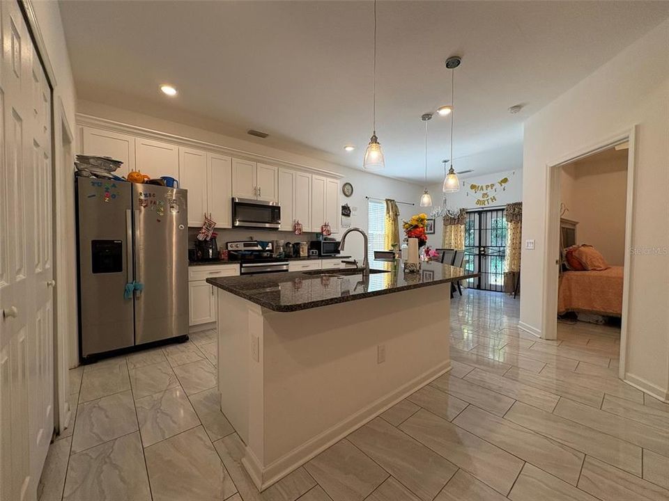 For Sale: $366,999 (3 beds, 2 baths, 1429 Square Feet)