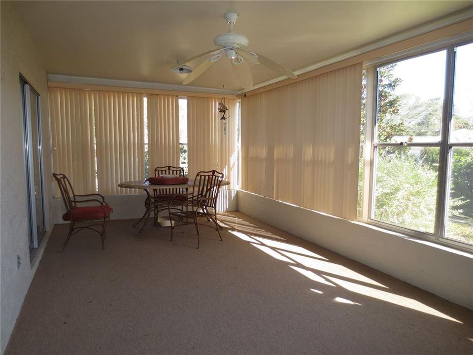 出租: $2,600 (2 贝兹, 2 浴室, 1700 平方英尺)