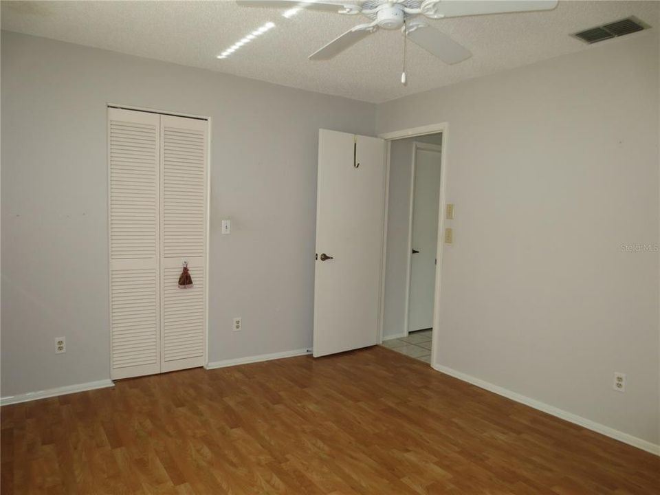 出租: $2,600 (2 贝兹, 2 浴室, 1700 平方英尺)