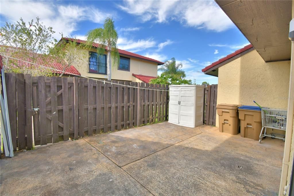 待售: $199,000 (3 贝兹, 2 浴室, 1586 平方英尺)