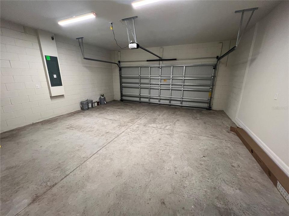 В аренду: $3,250 (4 спален, 2 ванн, 1850 Квадратных фут)