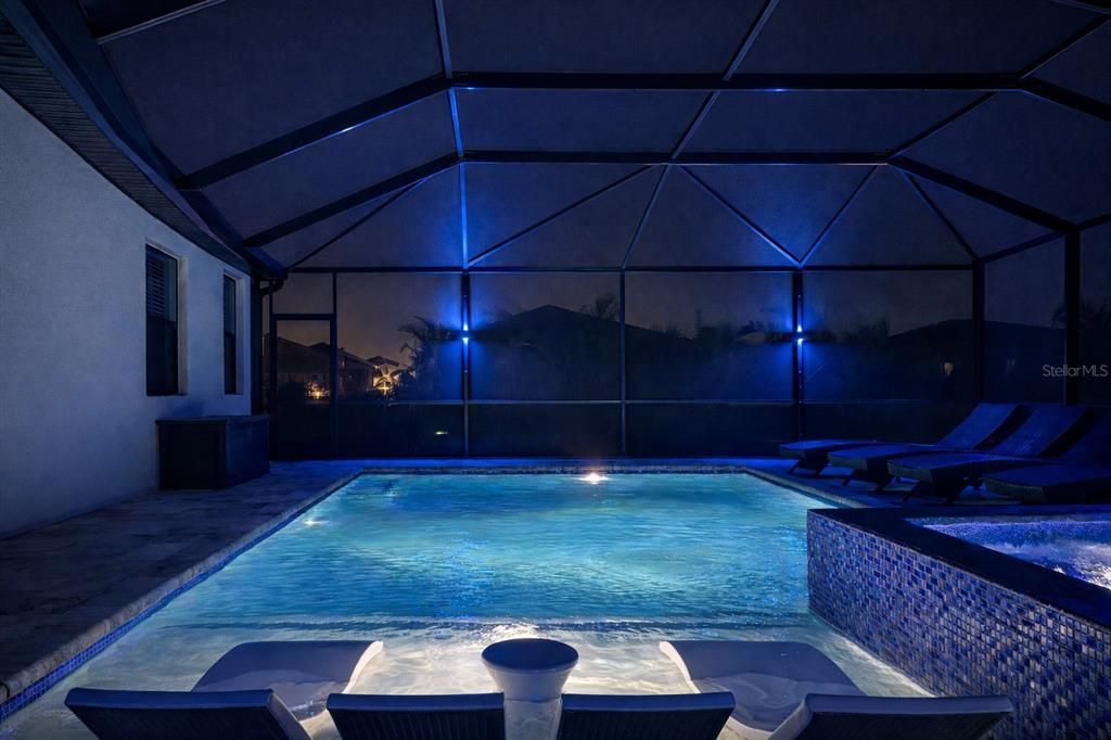 For Sale: $685,000 (3 beds, 3 baths, 1849 Square Feet)