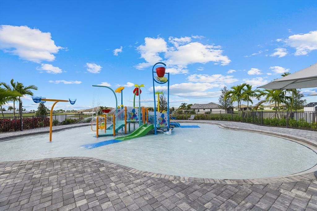 For Sale: $685,000 (3 beds, 3 baths, 1849 Square Feet)