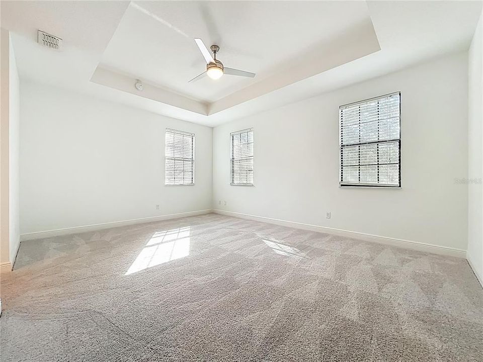 待售: $369,000 (3 贝兹, 2 浴室, 1676 平方英尺)