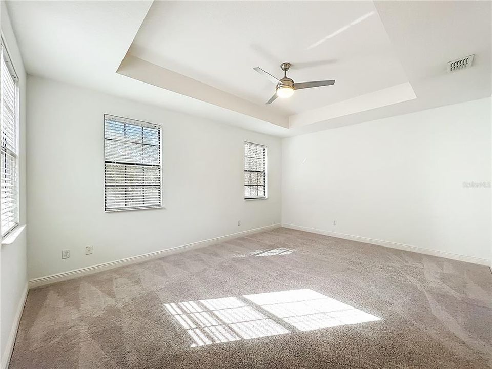 待售: $369,000 (3 贝兹, 2 浴室, 1676 平方英尺)