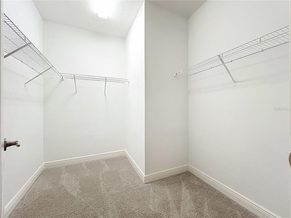 待售: $369,000 (3 贝兹, 2 浴室, 1676 平方英尺)