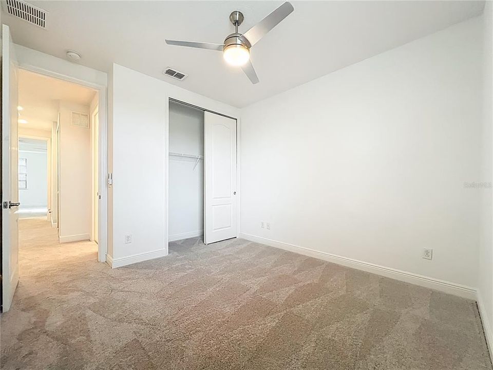 待售: $369,000 (3 贝兹, 2 浴室, 1676 平方英尺)