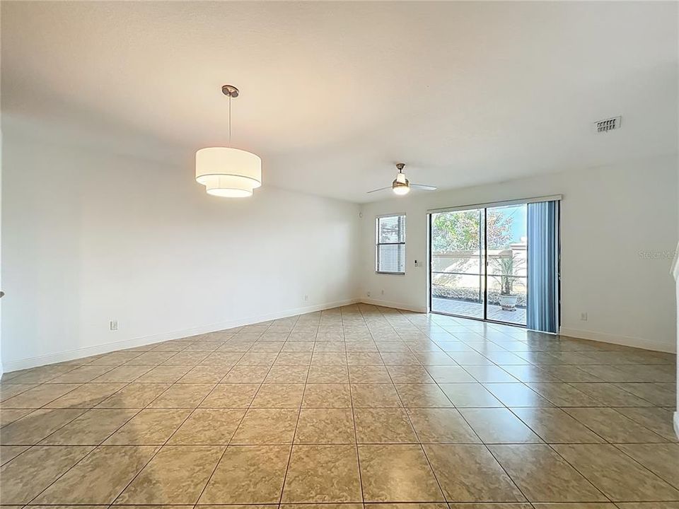 待售: $369,000 (3 贝兹, 2 浴室, 1676 平方英尺)