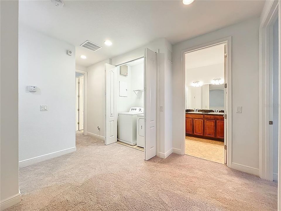 待售: $369,000 (3 贝兹, 2 浴室, 1676 平方英尺)