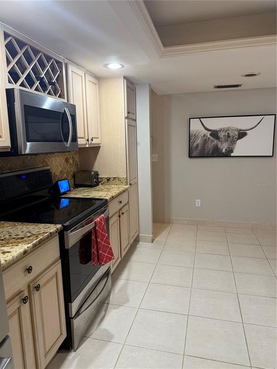 En Renta: $2,700 (3 camas, 3 baños, 1885 Pies cuadrados)