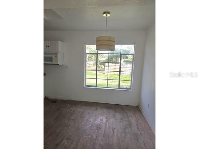 En Venta: $990,000 (4 camas, 0 baños, 1550 Pies cuadrados)