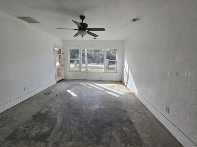 En Venta: $990,000 (4 camas, 0 baños, 1550 Pies cuadrados)