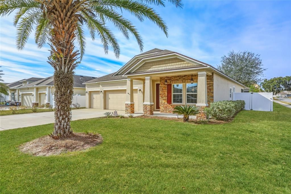 待售: $359,000 (3 贝兹, 2 浴室, 2438 平方英尺)