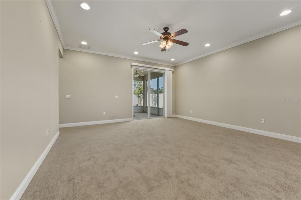 待售: $359,000 (3 贝兹, 2 浴室, 2438 平方英尺)