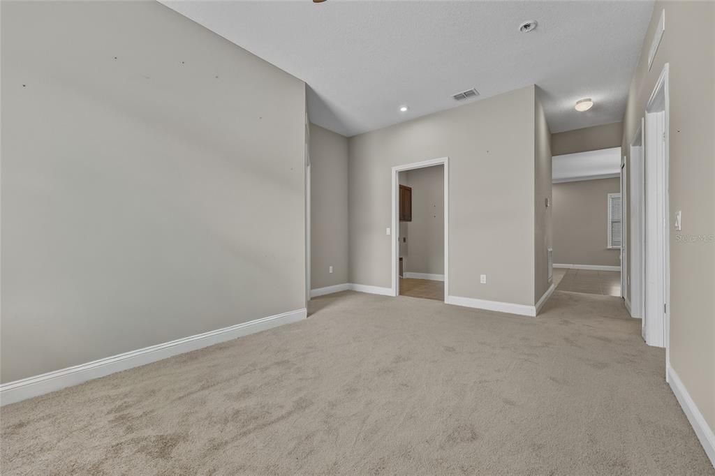 待售: $359,000 (3 贝兹, 2 浴室, 2438 平方英尺)