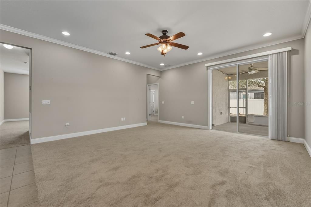 待售: $359,000 (3 贝兹, 2 浴室, 2438 平方英尺)