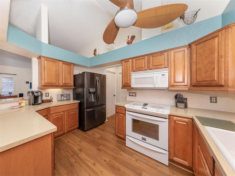 待售: $387,900 (3 贝兹, 2 浴室, 1424 平方英尺)