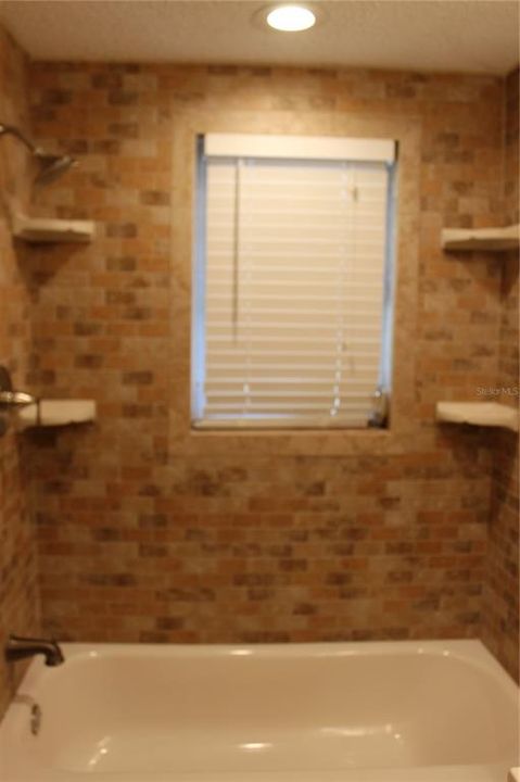 出租: $1,650 (3 贝兹, 2 浴室, 1210 平方英尺)