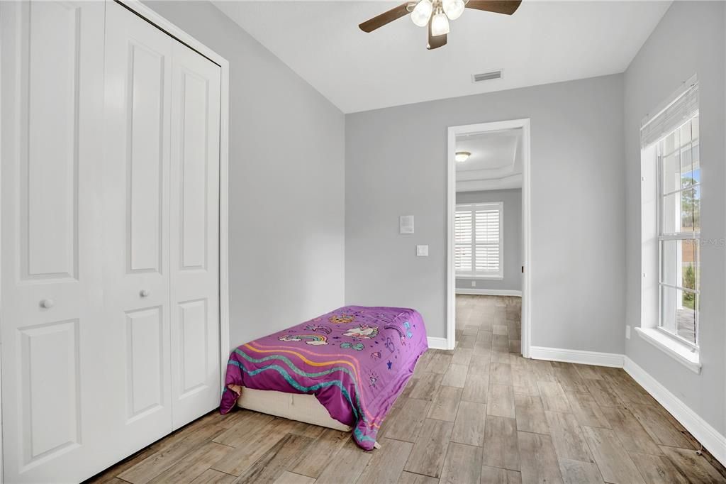 На продажу: $799,000 (7 спален, 6 ванн, 4794 Квадратных фут)