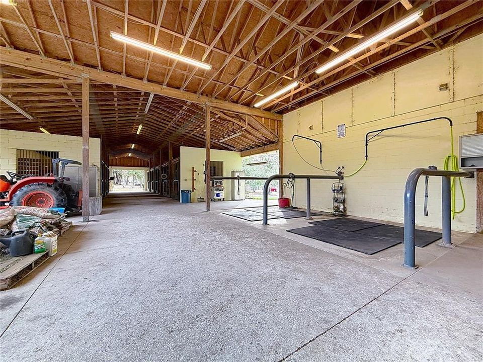 Active With Contract: $1,200,000 (2 beds, 1 baths, 1390 Square Feet)