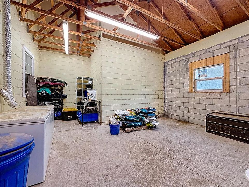 Active With Contract: $1,200,000 (2 beds, 1 baths, 1390 Square Feet)